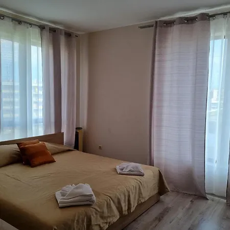 Complex Amphora Palace Aparthotel 3*