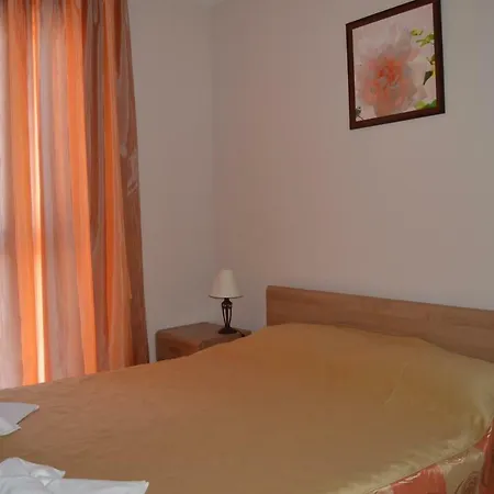 Complex Amphora Palace Apartahotel 3*
