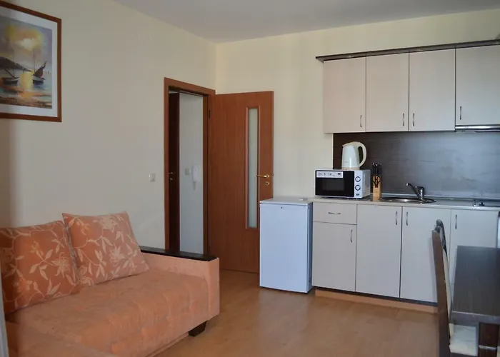 Complex Amphora Palace 3* 金沙